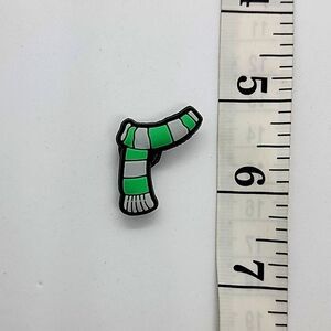 🎈5/$10🎈 PINS..PATCHES..CROC CHARMS.. Harry Potter..